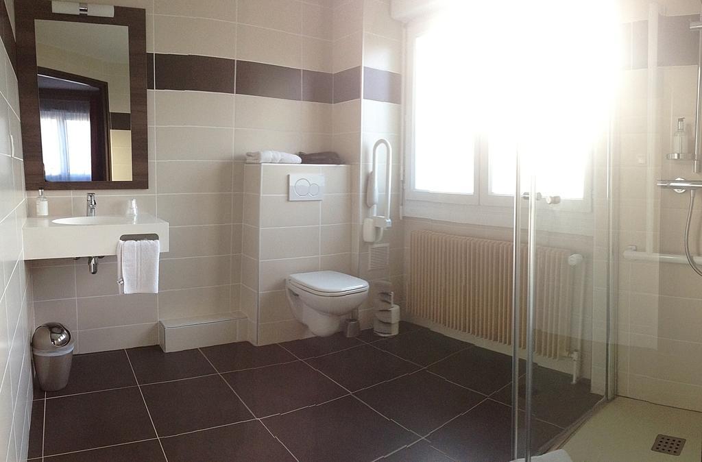 Hotel Evian Express - Terminus Экстерьер фото