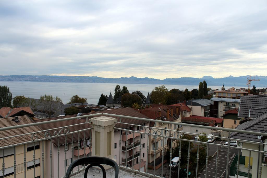 Hotel Evian Express - Terminus Экстерьер фото