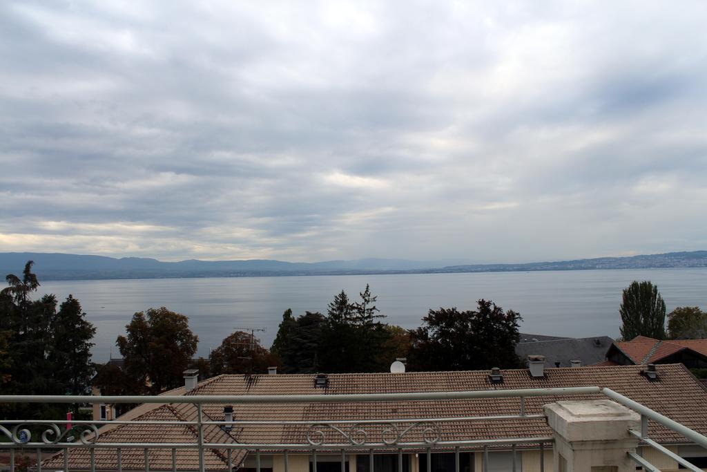 Hotel Evian Express - Terminus Экстерьер фото