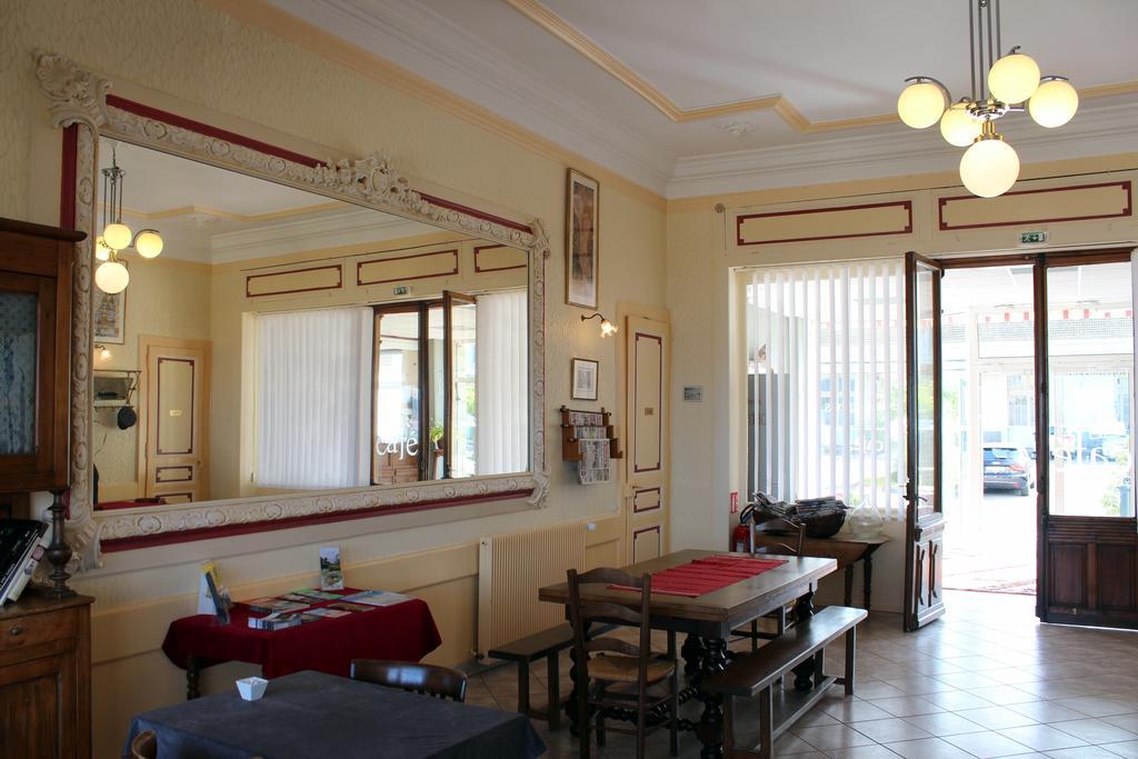 Hotel Evian Express - Terminus Экстерьер фото