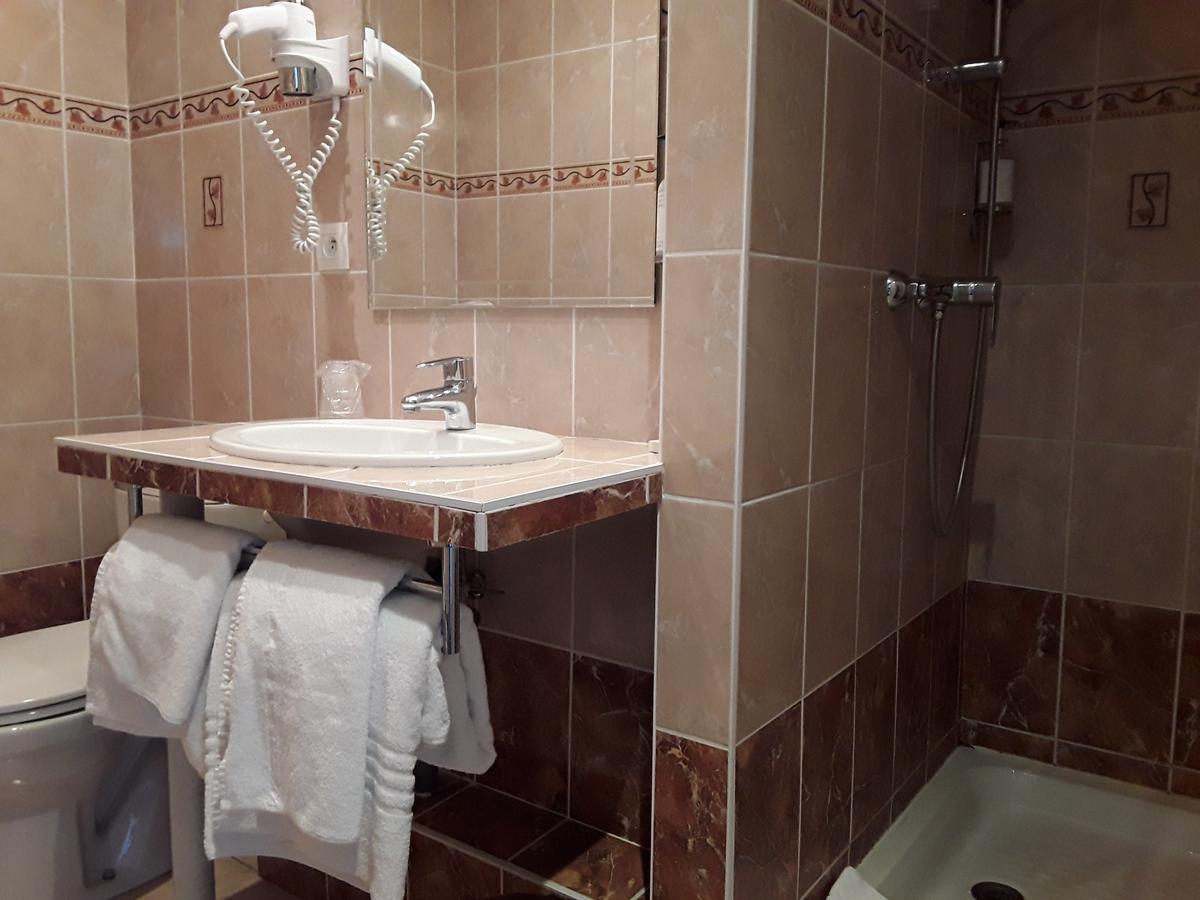 Hotel Evian Express - Terminus Экстерьер фото