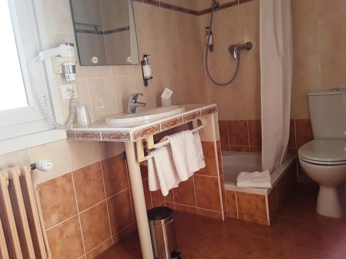 Hotel Evian Express - Terminus Экстерьер фото